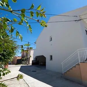  Apartman Tim